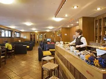 Hotel apartamentowy Club I Cavalieri Rta 3*